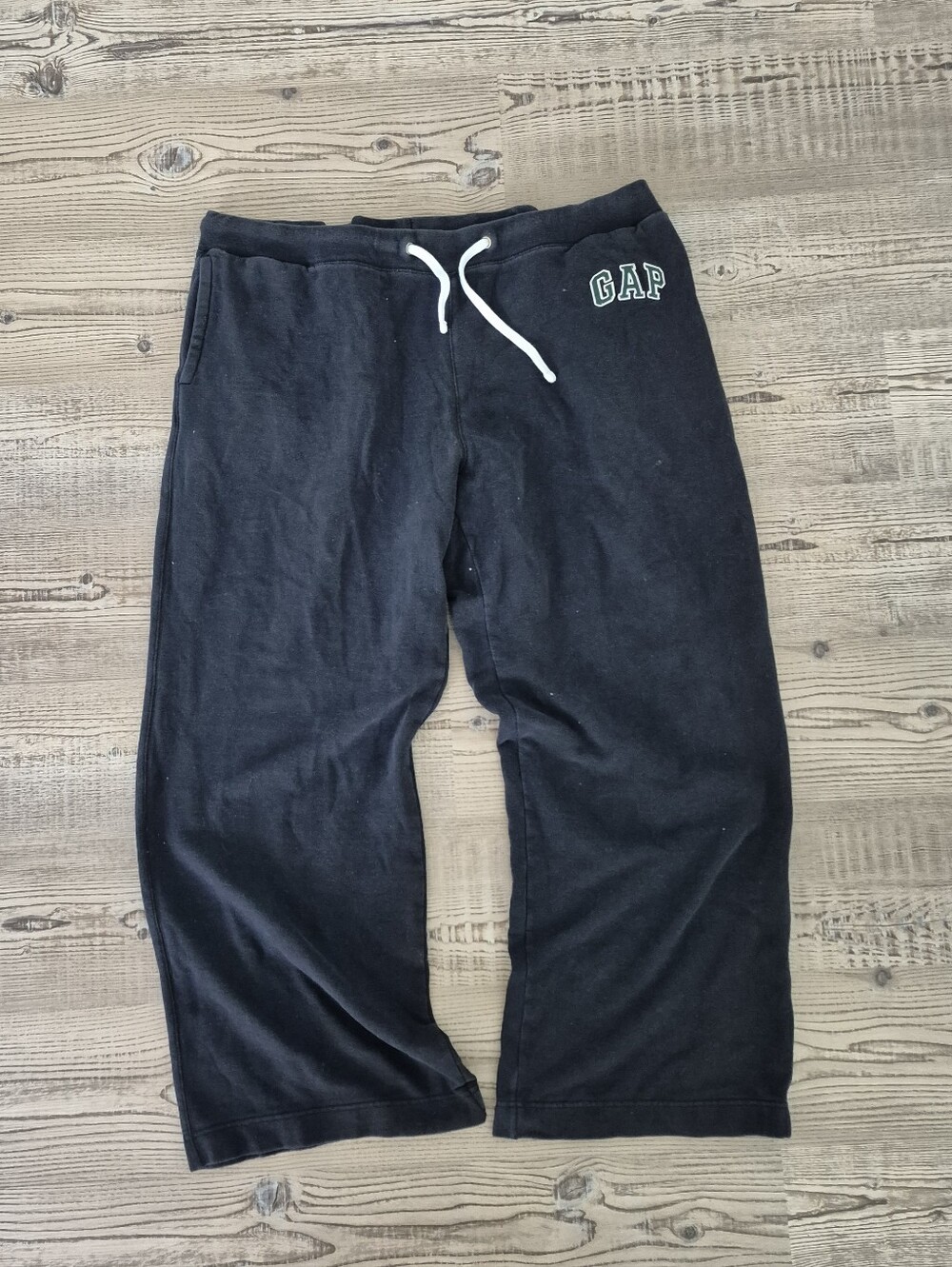 GAP Mens Y2K Loose Black Drawstring Sweatpants